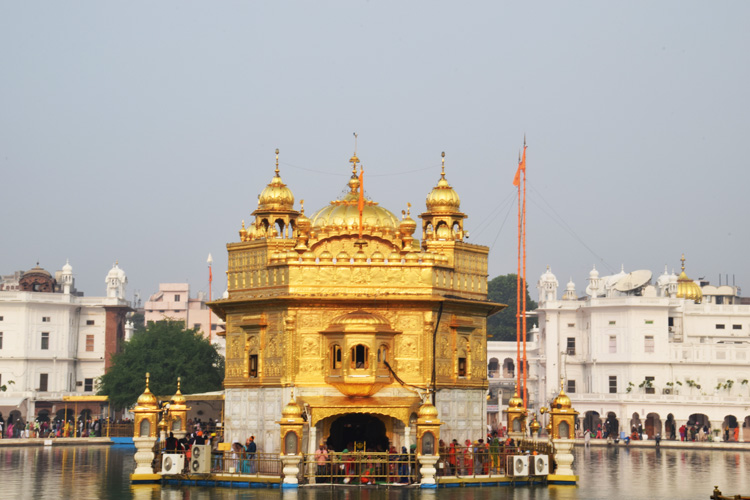 temple-d-or-d-amritsar-2